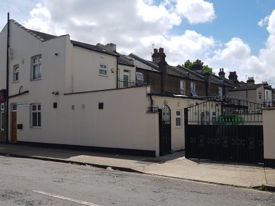 east-ham-islamic-centre