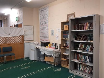 muslim-prayer-room-in-basement