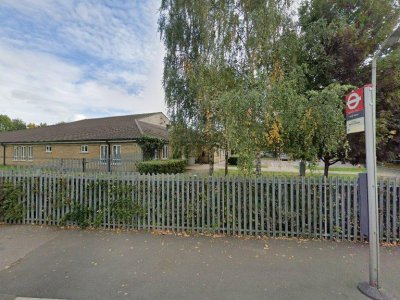 jumma-salah-friday-prayer-in-barnhill-community-centre