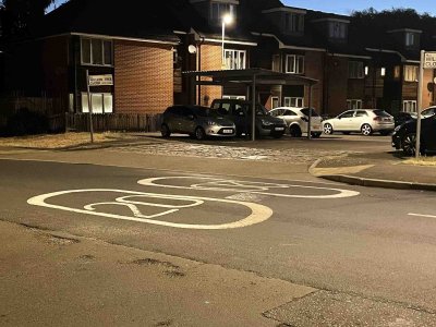 jummah-salah-run-by-northolt-islamic-centre