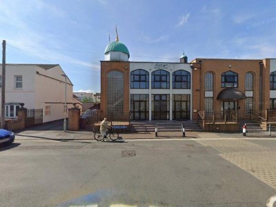 gloucester-mosque