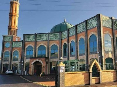 faizan-e-madina-mosque