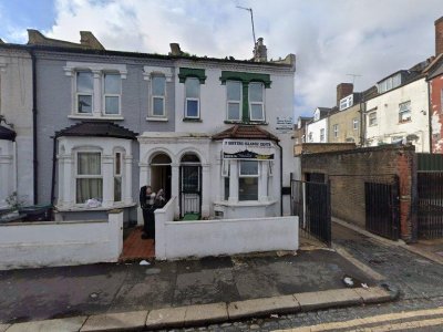 seven-sisters-islamic-centre-musjid