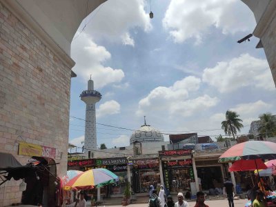 new-market-baitul-aman-jame-mosque