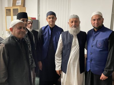 sultan-bahu-centre-alum-rock