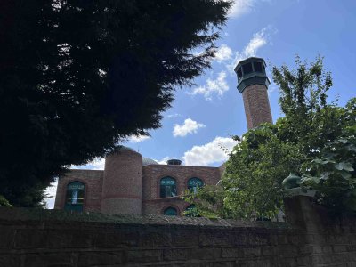muslim-funerals-leeds-islamic-centre