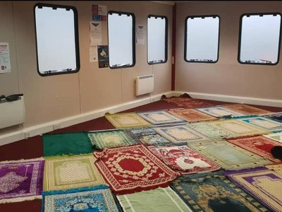 muslim-prayer-room